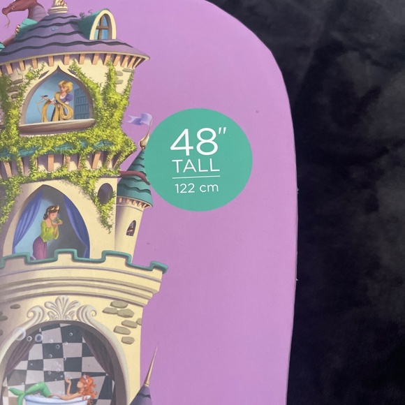 Preloved Princess Castle Puzzle 🧩 - Picture 3 of 9